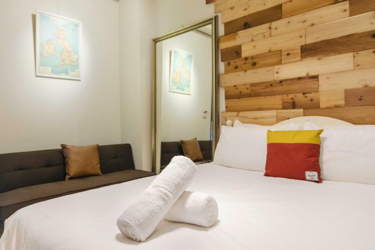 黑琵軼棧湖濱旅宿 K&B Happy Hostel ไถหนาน ภายนอก รูปภาพ
